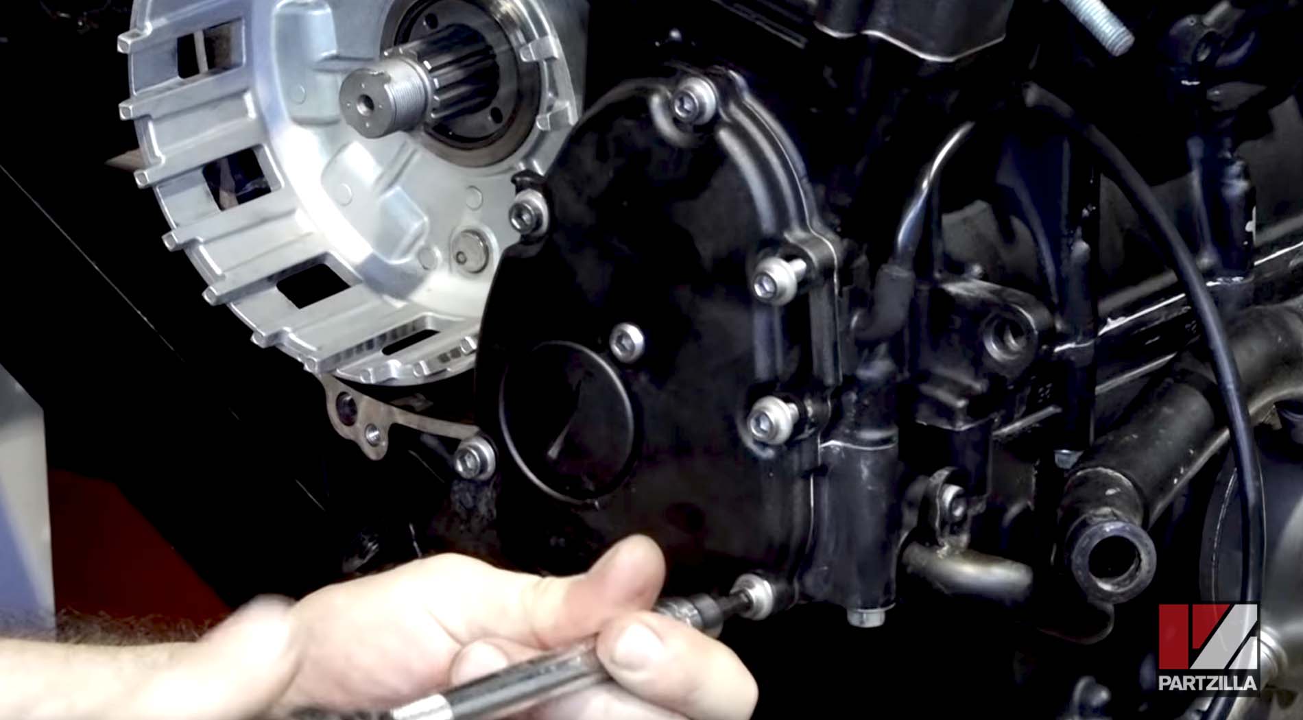 Yamaha R6 engine oil pump cover