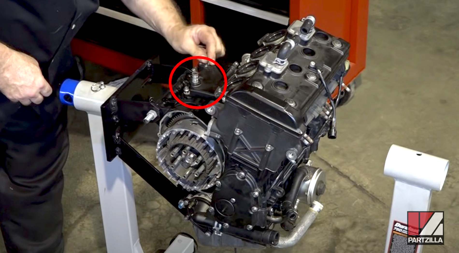 Yamaha R6 engine rebuild breather cover