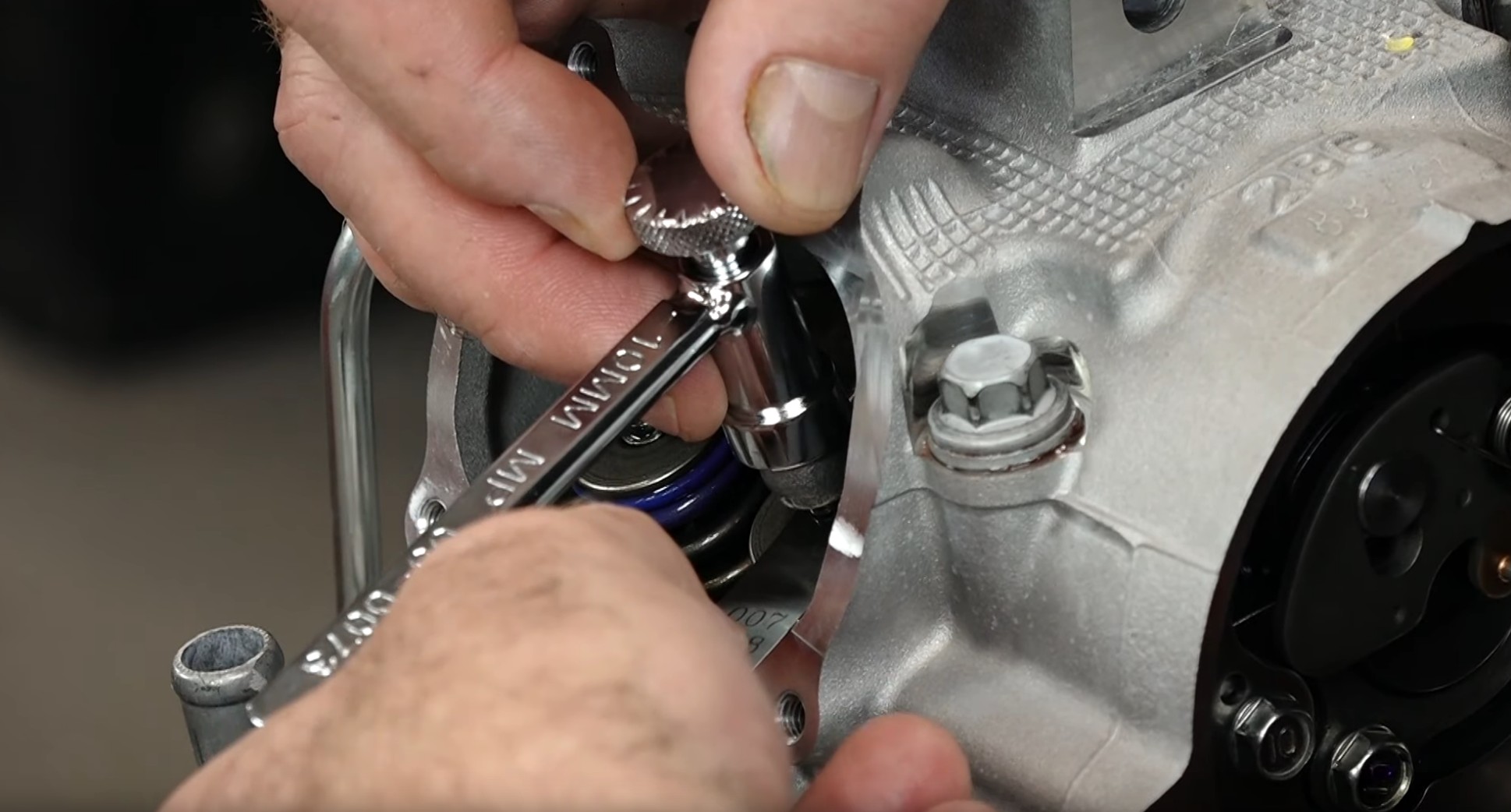Yamaha Raptor 700R valve clearance adjustment 