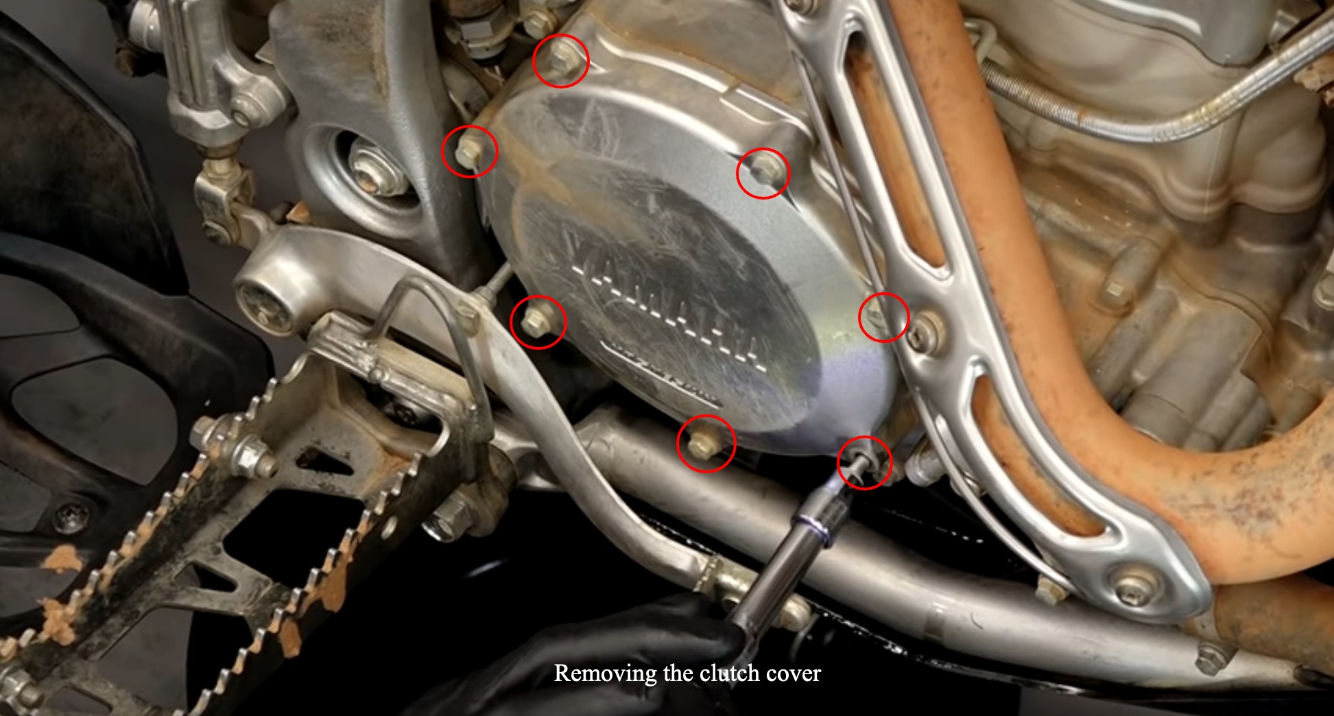 Yamaha YFZ450 clutch cover removal